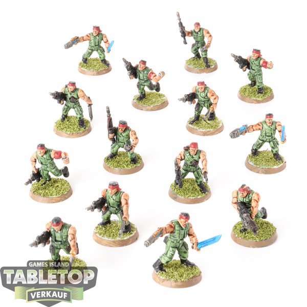 Astra Militarum - 14 Catachan Jungle Fighters - bemalt