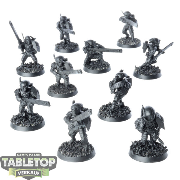 Tau Empire - 10 x Fire Warriors Strike Team - grundiert