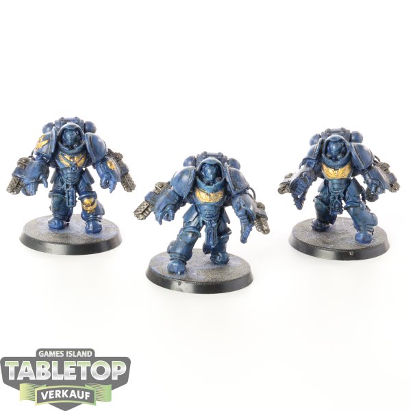 Space Marines - 3 Primaris Aggressors - teilweise bemalt