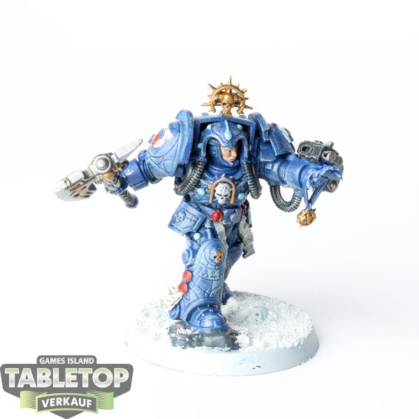 Ultramarines - Librarian in Terminator Armour - bemalt