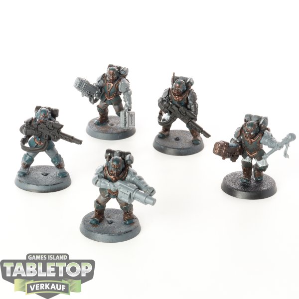 Astra Militarum - 5x Militarum Tempestus Scions - teilweise bemalt