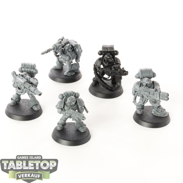 Dark Angels - 5 x Devastator Squad - teilweise bemalt