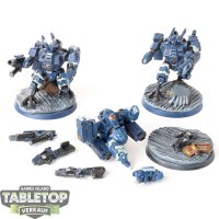 Tau Empire - 3 XV8 Crisis Battlesuit Team - bemalt