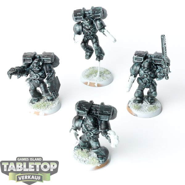 Space Marines - 4 Assault Marines - teilweise bemalt