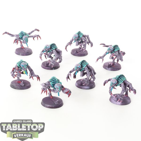 Tyraniden - 8x Genestealer - bemalt