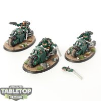 Space Marines - 3 x Outriders - bemalt