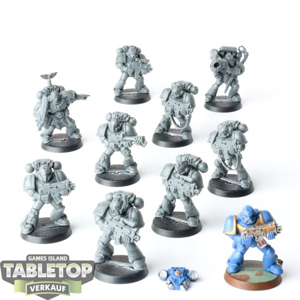 Space Marines - 10 x Tactical Squad klassisch - teilweise bemalt