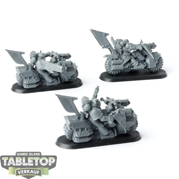 Space Marines - 3 Outriders, klassisch - unbemalt