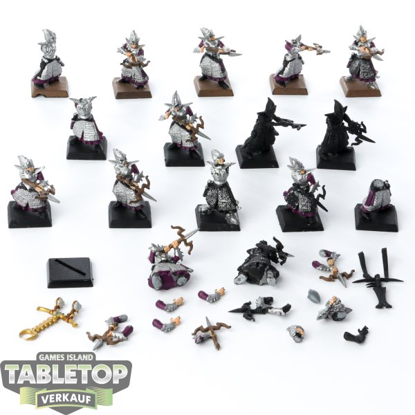 Dark Elves - 16 Darkshards - teilweise bemalt