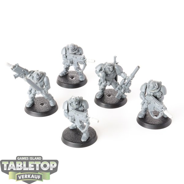 Space Marines - 5 Scouts - unbemalt