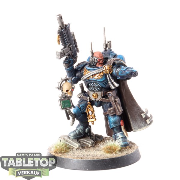 Space Marines - Captain in Phobos Armour - bemalt