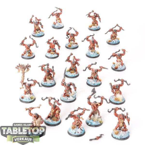 Orruk Warclans - 20 x Savage Orruk Arrowboys - bemalt