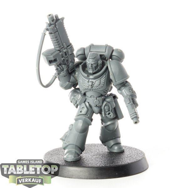 Space Marines - Primaris Lieutenant - klassisch - unbemalt