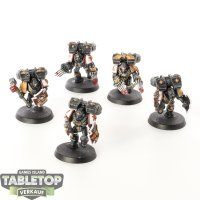 Black Templars - 5x Vanguard Veteran Squad - bemalt