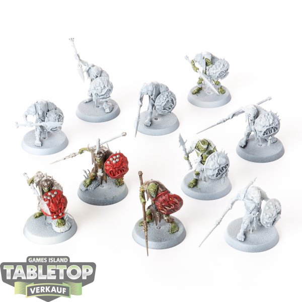 Orruk Warclans - 10 x Gutrippaz - teilweise bemalt