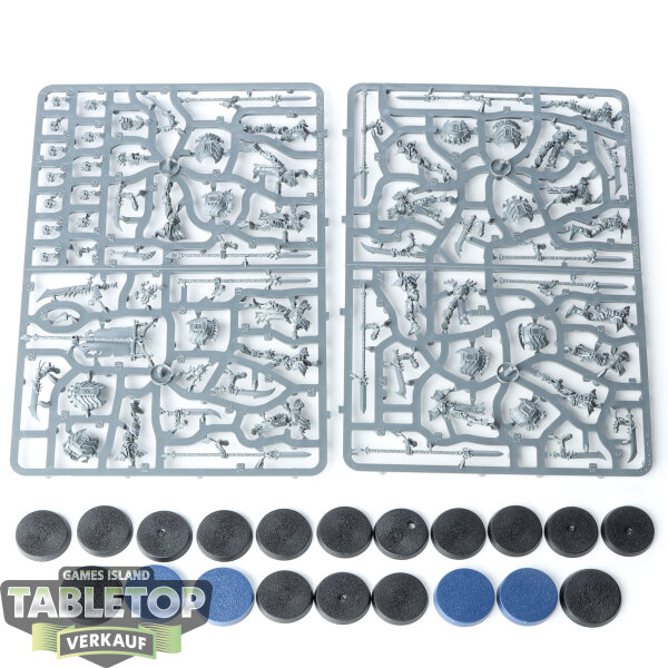Ossiarch Bonereapers - 10x Mortek Guard - im Gussrahmen
