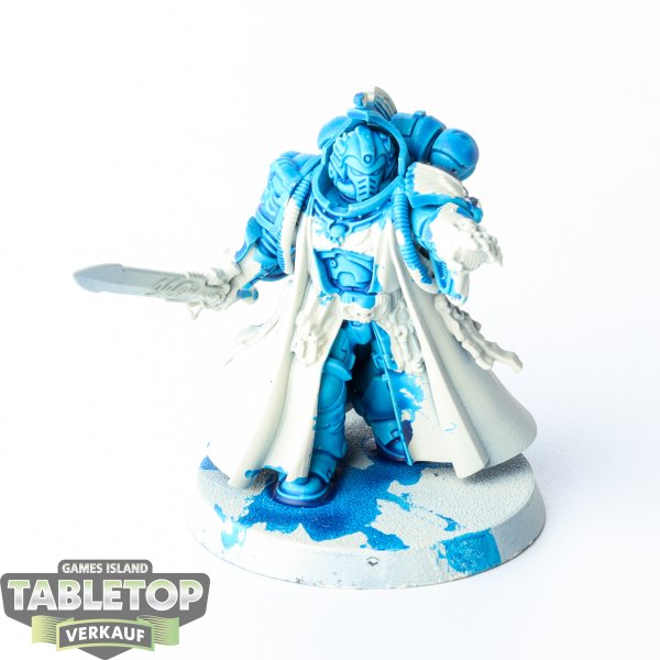 Space Marines - Primaris Librarian - teilweise bemalt