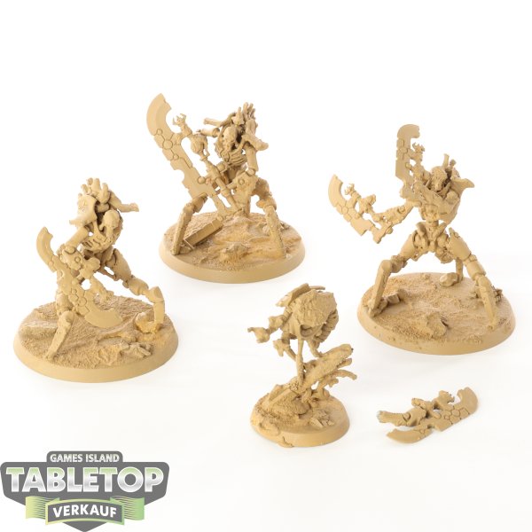 Necrons - 3 x Skorpekh Destroyers - teilweise bemalt