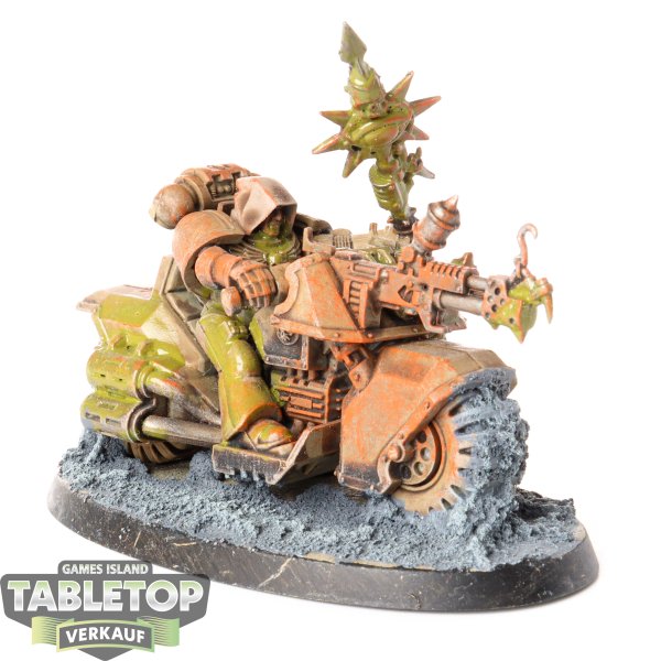 Chaos Space Marines - Sorcerer on Bike klassisch - bemalt