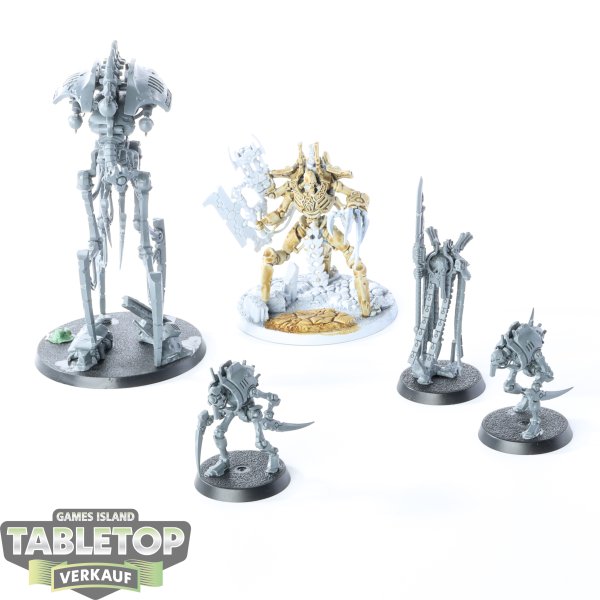 Necrons - Necrons Royal Court - teilweise bemalt