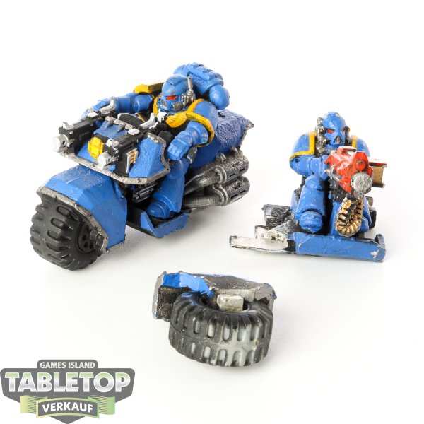 Space Marines -  Attack Bike klassisch - teilweise bemalt