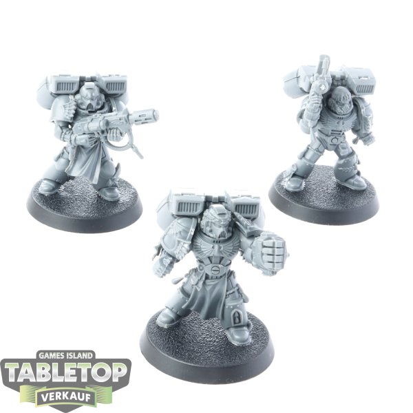 Space Marines - 3x Vanguard Veterans - unbemalt