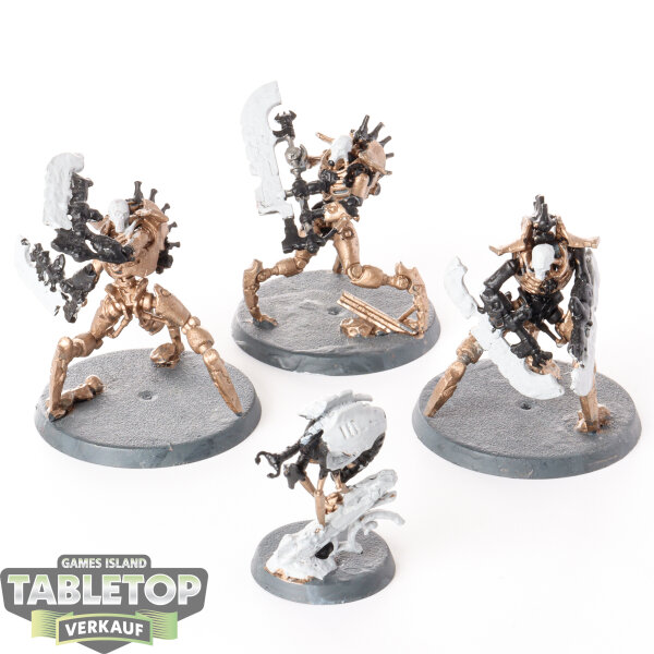 Necrons - 3x Skorpekh Destroyers - teilweise bemalt