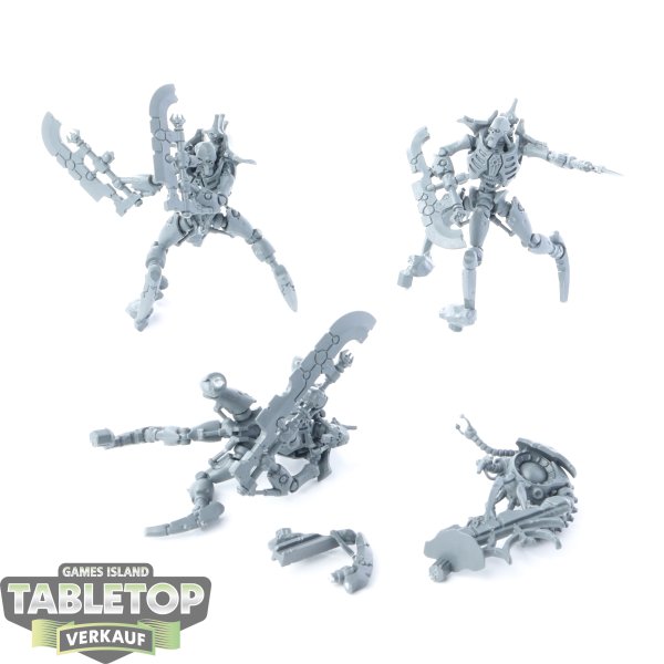 Necrons - 3x Skorpekh Destroyers - unbemalt