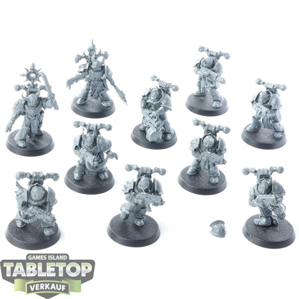 Chaos Space Marines - 10x Chaos Space Marines - teilweise bemalt
