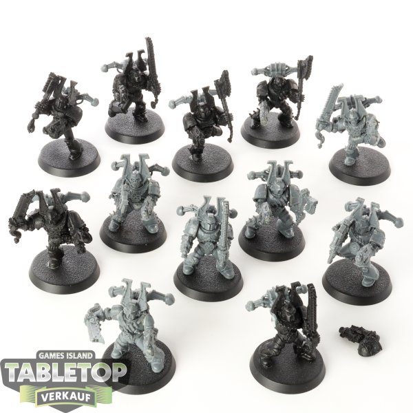 World Eaters - 12 x Khorne Berzerkers klassisch - grundiert