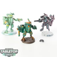 Tau Empire - XV8 Crisis Battlesuit Team - teilweise bemalt