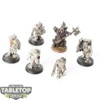 Space Marines - Tech Priest & 5 Servitoren klassisch...