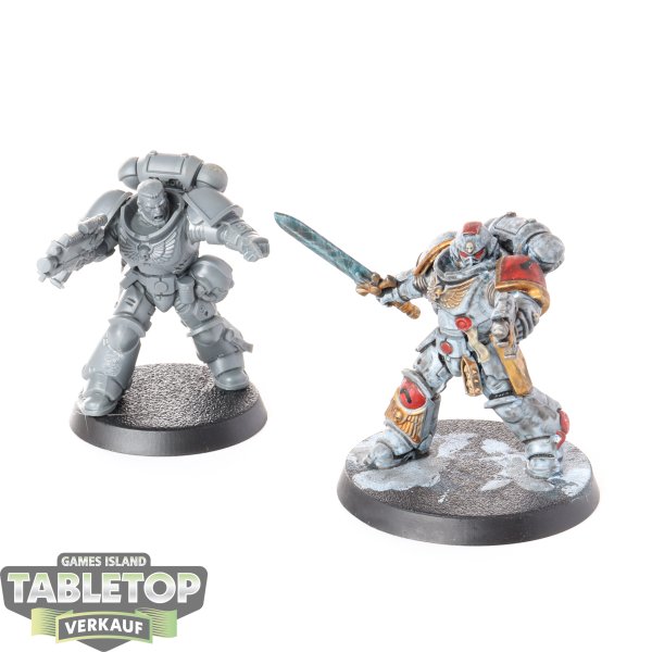 Space Marines - 2 x Primaris Lieutenant klassisch - teilweise bemalt