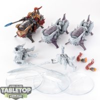 Adeptus Custodes - 3 x Vertus Praetors - teilweise bemalt