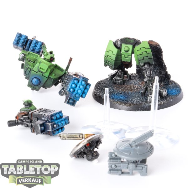 Tau Empire - XV88 Broadside Battlesuit - teilweise bemalt