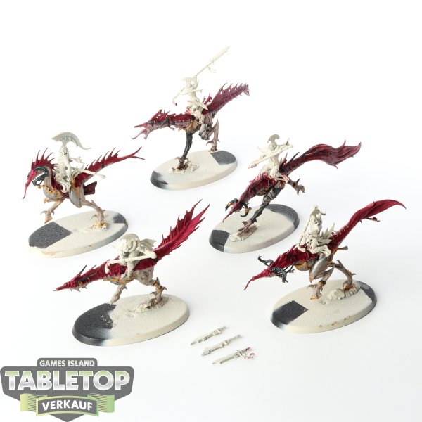 Hedonites of Slaanesh - 5 x Slickblade Seekers - teilweise bemalt