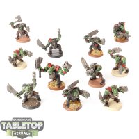 Orks - 11 x Ork Boyz - bemalt