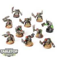 Orks - 11 x Ork Boyz - bemalt