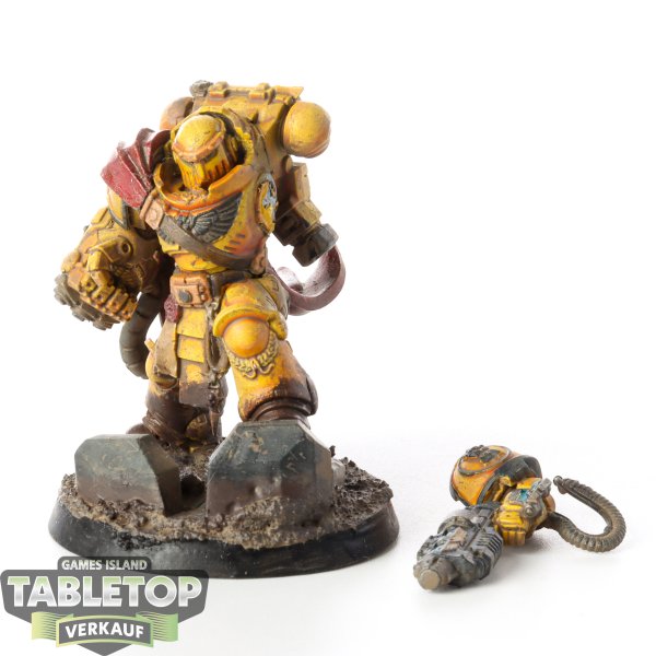 Imperial Fists - Tor Garadon - bemalt