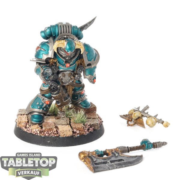 Horus Heresy - Legion Praetor with Power Axe - bemalt