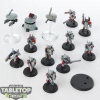 Tau Empire - 10 x Fire Warriors  - teilweise bemalt