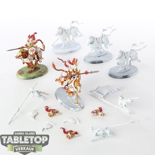 Lumineth Realm Lords - 5x Vanari Dawnriders - teilweise bemalt