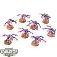 Tyraniden - 8 Genestealers klassisch - bemalt