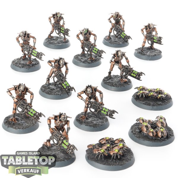 Necrons - 10x Necron Warriors & 3x Scarab Swarm - bemalt