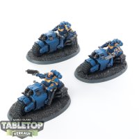 Space Marines - 3x Outriders - bemalt