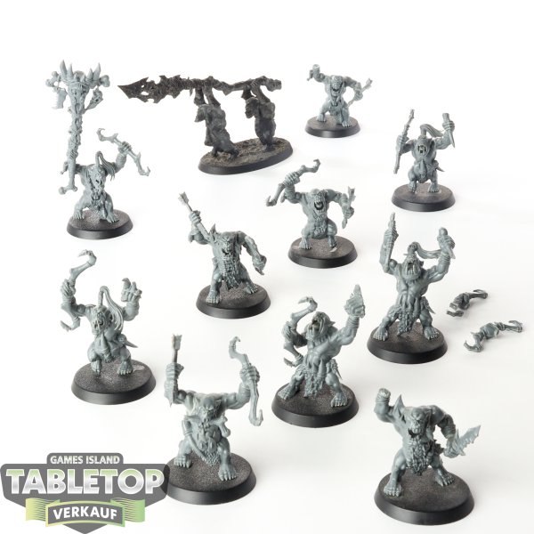 Orruk Warclans - 12x Savage Orcs - unbemalt