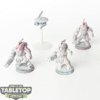 Tau Empire - 3 x XV25 Stealth Battlesuits - teilweise bemalt