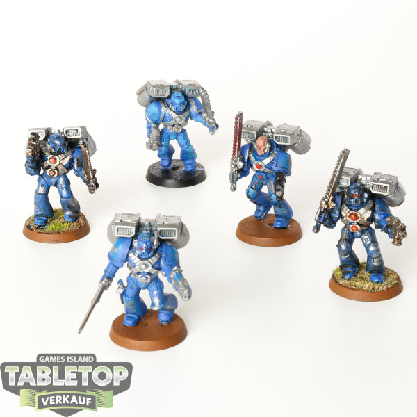 Space Marines - 5x Assault Marines - teilweise bemalt