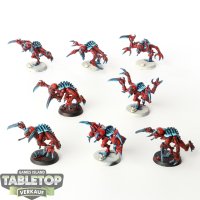 Tyraniden - 8x Genestealers - klassisch - bemalt