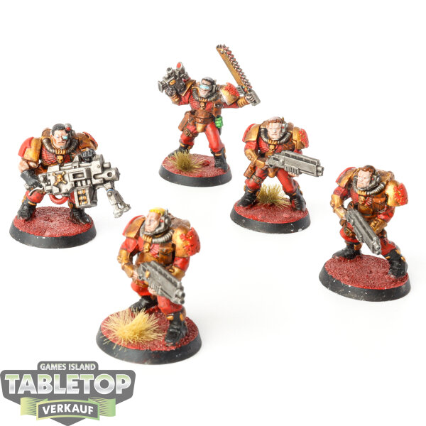 Space Marines - 5x Scouts - bemalt